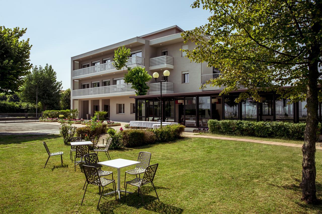 Hotel Stella Del Benaco Manerba del Garda Extérieur photo